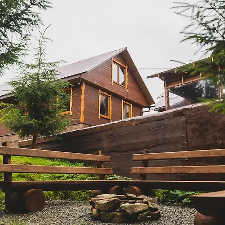 וילה Spadok Synevyrsʼka Polyana